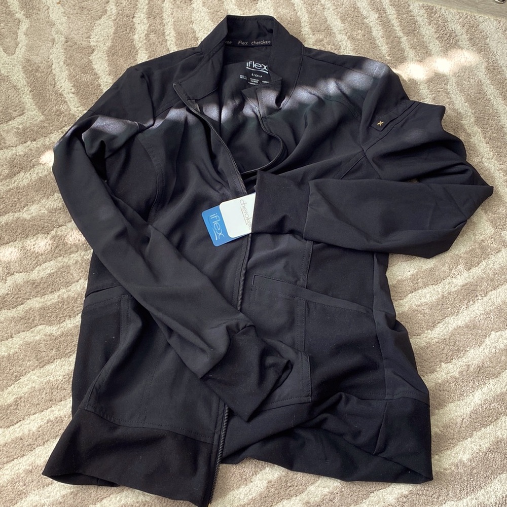 Stylish black Cherokee Scrub jacket!